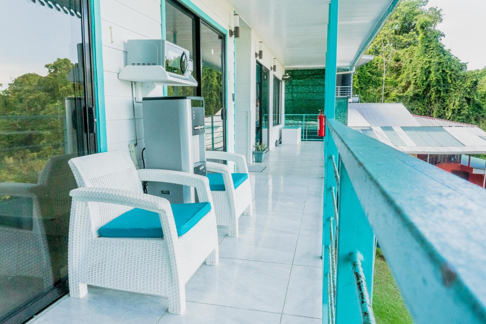 Ocean'S Breeze Apartment And Rooms Puerto Viejo de Talamanca Exteriör bild